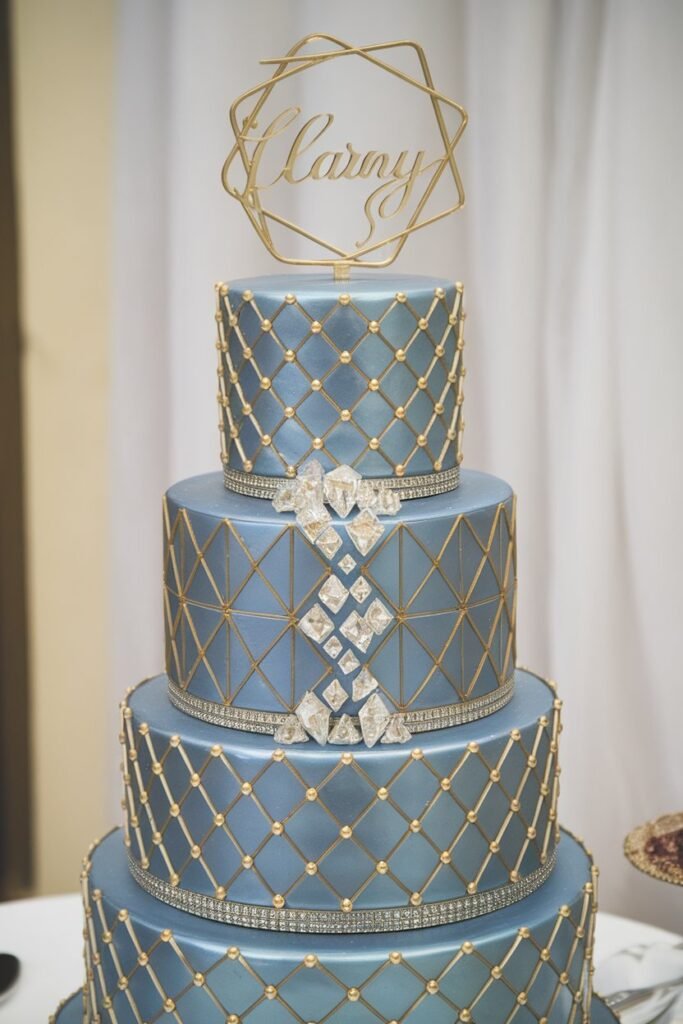 Luxurious Wedding Cake with Geometric Glamour